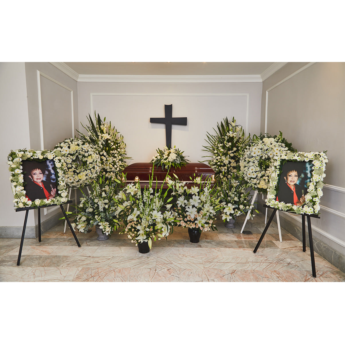 Paquete De Arreglos De Condolencias Familia